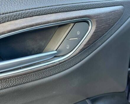 Синій Альфа Ромео Джулія, об'ємом двигуна 2 л та пробігом 32 тис. км за 23800 $, фото 15 на Automoto.ua