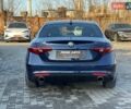 Синій Альфа Ромео Джулія, об'ємом двигуна 2 л та пробігом 32 тис. км за 23800 $, фото 4 на Automoto.ua