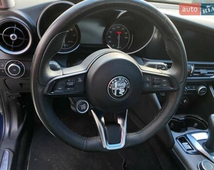 Альфа Ромео Джулия 2019 в Львове на Automoto.ua Синий Альфа Ромео Джулия, объемом двигателя 2 л и пробегом 32 тыс. км за 23800 $, фото 13 на Automoto.ua