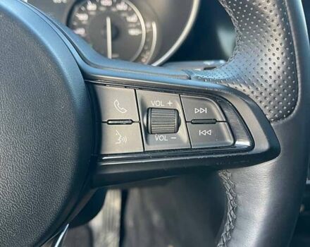 Синій Альфа Ромео Джулія, об'ємом двигуна 2 л та пробігом 32 тис. км за 23800 $, фото 22 на Automoto.ua