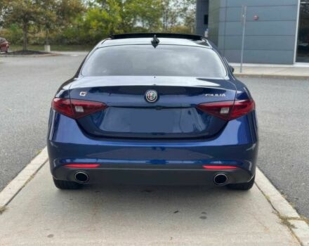 Синий Альфа Ромео Джулия, объемом двигателя 2 л и пробегом 34 тыс. км за 20100 $, фото 6 на Automoto.ua