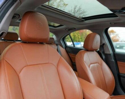 Синий Альфа Ромео Джулия, объемом двигателя 2 л и пробегом 42 тыс. км за 11200 $, фото 12 на Automoto.ua