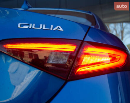 Синий Альфа Ромео Джулия, объемом двигателя 2 л и пробегом 109 тыс. км за 18300 $, фото 37 на Automoto.ua