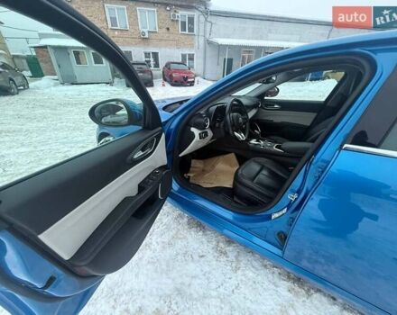 Синій Альфа Ромео Джулія, об'ємом двигуна 2 л та пробігом 109 тис. км за 18600 $, фото 13 на Automoto.ua