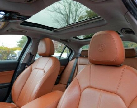 Синий Альфа Ромео Джулия, объемом двигателя 2 л и пробегом 42 тыс. км за 11200 $, фото 7 на Automoto.ua