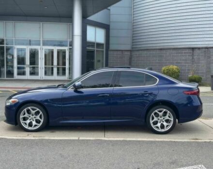 Синий Альфа Ромео Джулия, объемом двигателя 2 л и пробегом 34 тыс. км за 20100 $, фото 4 на Automoto.ua