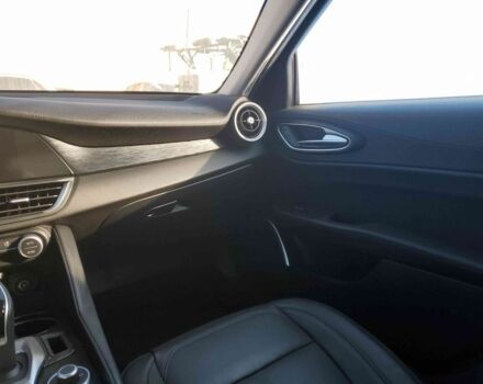 Синій Альфа Ромео Джулія, об'ємом двигуна 0 л та пробігом 56 тис. км за 12000 $, фото 3 на Automoto.ua