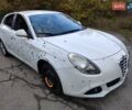 Белый Альфа Ромео Джульетта, объемом двигателя 1.4 л и пробегом 159 тыс. км за 2500 $, фото 11 на Automoto.ua