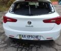 Белый Альфа Ромео Джульетта, объемом двигателя 1.4 л и пробегом 159 тыс. км за 2800 $, фото 17 на Automoto.ua