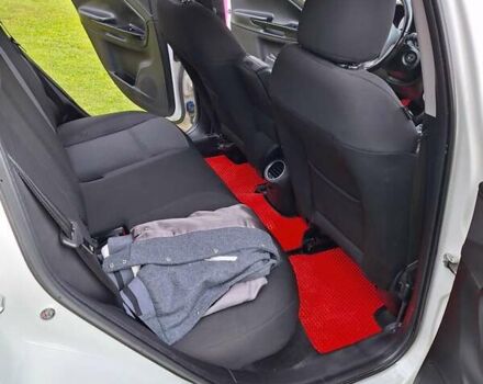 Белый Альфа Ромео Джульетта, объемом двигателя 1.6 л и пробегом 247 тыс. км за 7500 $, фото 6 на Automoto.ua