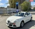 Белый Альфа Ромео Джульетта, объемом двигателя 1.4 л и пробегом 437 тыс. км за 5340 $, фото 1 на Automoto.ua