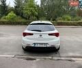 Білий Альфа Ромео Giulietta, об'ємом двигуна 1.4 л та пробігом 84 тис. км за 9700 $, фото 8 на Automoto.ua