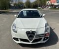Белый Альфа Ромео Джульетта, объемом двигателя 1.4 л и пробегом 437 тыс. км за 5490 $, фото 1 на Automoto.ua