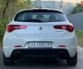 Білий Альфа Ромео Giulietta, об'ємом двигуна 1.37 л та пробігом 238 тис. км за 6200 $, фото 4 на Automoto.ua