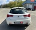 Белый Альфа Ромео Джульетта, объемом двигателя 1.4 л и пробегом 437 тыс. км за 5340 $, фото 9 на Automoto.ua