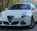 Білий Альфа Ромео Giulietta, об'ємом двигуна 1.37 л та пробігом 238 тис. км за 6200 $, фото 7 на Automoto.ua