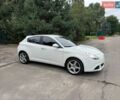 Білий Альфа Ромео Giulietta, об'ємом двигуна 1.4 л та пробігом 84 тис. км за 9700 $, фото 5 на Automoto.ua