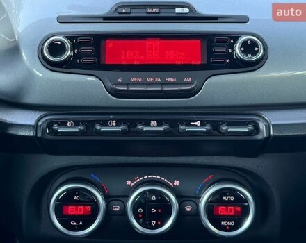 Білий Альфа Ромео Giulietta, об'ємом двигуна 1.37 л та пробігом 238 тис. км за 6200 $, фото 24 на Automoto.ua