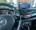 Білий Альфа Ромео Giulietta, об'ємом двигуна 1.4 л та пробігом 212 тис. км за 6900 $, фото 15 на Automoto.ua