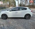 Білий Альфа Ромео Giulietta, об'ємом двигуна 1.37 л та пробігом 117 тис. км за 9500 $, фото 2 на Automoto.ua