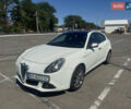 Білий Альфа Ромео Giulietta, об'ємом двигуна 1.37 л та пробігом 90 тис. км за 10900 $, фото 2 на Automoto.ua