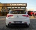 Білий Альфа Ромео Giulietta, об'ємом двигуна 1.4 л та пробігом 150 тис. км за 9900 $, фото 5 на Automoto.ua