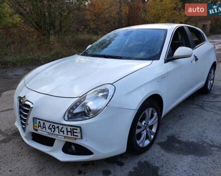 Белый Альфа Ромео Джульетта, объемом двигателя 1.4 л и пробегом 159 тыс. км за 2500 $, фото 1 на Automoto.ua