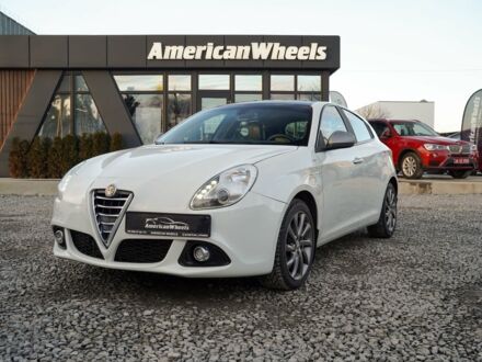 Білий Альфа Ромео Giulietta, об'ємом двигуна 1.4 л та пробігом 150 тис. км за 9900 $, фото 1 на Automoto.ua