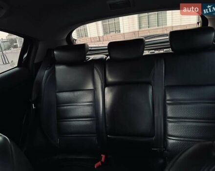 Чорний Альфа Ромео Giulietta, об'ємом двигуна 1.96 л та пробігом 209 тис. км за 8500 $, фото 34 на Automoto.ua