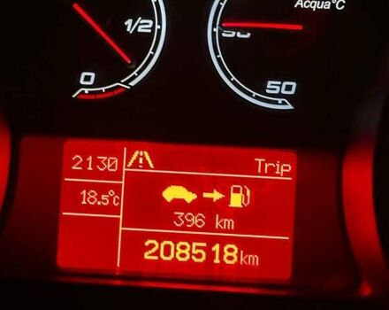 Чорний Альфа Ромео Giulietta, об'ємом двигуна 1.96 л та пробігом 209 тис. км за 8500 $, фото 47 на Automoto.ua