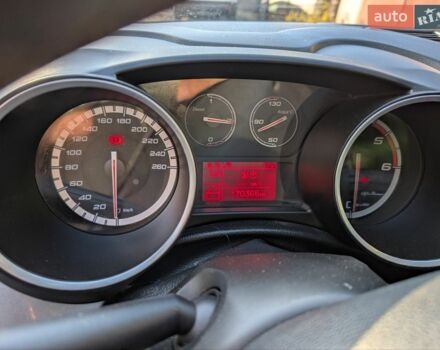Черный Альфа Ромео Джульетта, объемом двигателя 1.6 л и пробегом 170 тыс. км за 7900 $, фото 21 на Automoto.ua