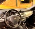 Черный Альфа Ромео Джульетта, объемом двигателя 1.4 л и пробегом 100 тыс. км за 8800 $, фото 4 на Automoto.ua