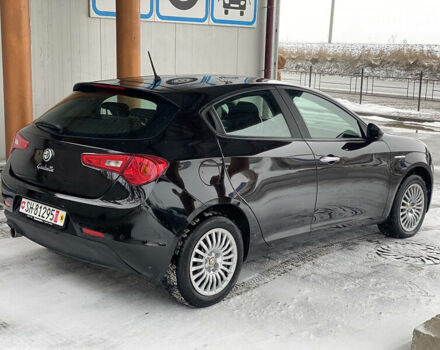 Чорний Альфа Ромео Giulietta, об'ємом двигуна 1.4 л та пробігом 165 тис. км за 7600 $, фото 5 на Automoto.ua