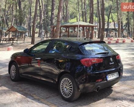 Чорний Альфа Ромео Giulietta, об'ємом двигуна 1.37 л та пробігом 197 тис. км за 10500 $, фото 1 на Automoto.ua