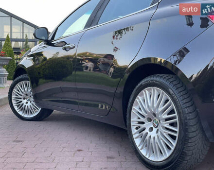 Коричневий Альфа Ромео Giulietta, об'ємом двигуна 2 л та пробігом 230 тис. км за 11849 $, фото 68 на Automoto.ua