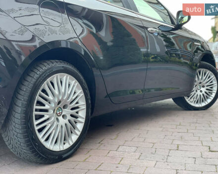 Коричневий Альфа Ромео Giulietta, об'ємом двигуна 2 л та пробігом 230 тис. км за 11849 $, фото 69 на Automoto.ua