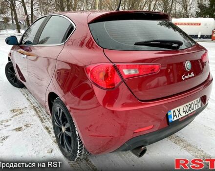 Червоний Альфа Ромео Giulietta, об'ємом двигуна 1.4 л та пробігом 124 тис. км за 7800 $, фото 4 на Automoto.ua