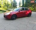 Червоний Альфа Ромео Giulietta, об'ємом двигуна 1.4 л та пробігом 159 тис. км за 8900 $, фото 3 на Automoto.ua