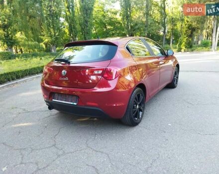 Червоний Альфа Ромео Giulietta, об'ємом двигуна 1.4 л та пробігом 159 тис. км за 8900 $, фото 8 на Automoto.ua