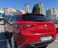 Червоний Альфа Ромео Giulietta, об'ємом двигуна 1.37 л та пробігом 130 тис. км за 9400 $, фото 20 на Automoto.ua
