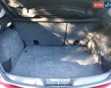 Червоний Альфа Ромео Giulietta, об'ємом двигуна 1.4 л та пробігом 159 тис. км за 8900 $, фото 23 на Automoto.ua