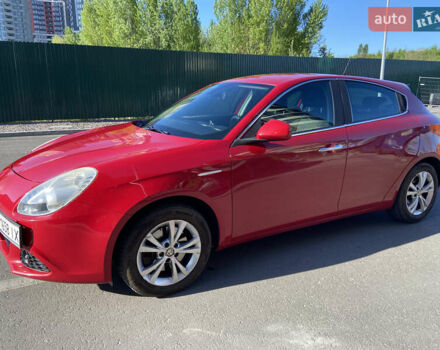 Червоний Альфа Ромео Giulietta, об'ємом двигуна 1.37 л та пробігом 137 тис. км за 8800 $, фото 3 на Automoto.ua