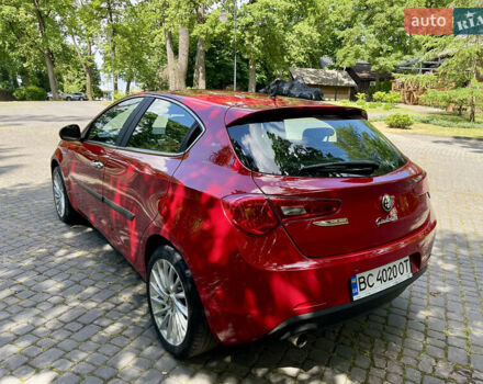 Червоний Альфа Ромео Giulietta, об'ємом двигуна 1.4 л та пробігом 156 тис. км за 8250 $, фото 7 на Automoto.ua