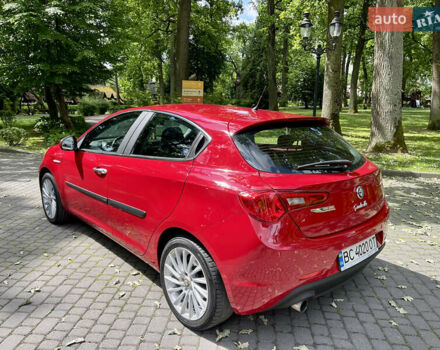Червоний Альфа Ромео Giulietta, об'ємом двигуна 1.4 л та пробігом 156 тис. км за 8250 $, фото 6 на Automoto.ua