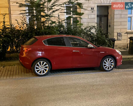 Червоний Альфа Ромео Giulietta, об'ємом двигуна 1.4 л та пробігом 105 тис. км за 12600 $, фото 1 на Automoto.ua