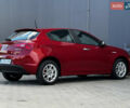 Червоний Альфа Ромео Giulietta, об'ємом двигуна 1.37 л та пробігом 76 тис. км за 15700 $, фото 9 на Automoto.ua