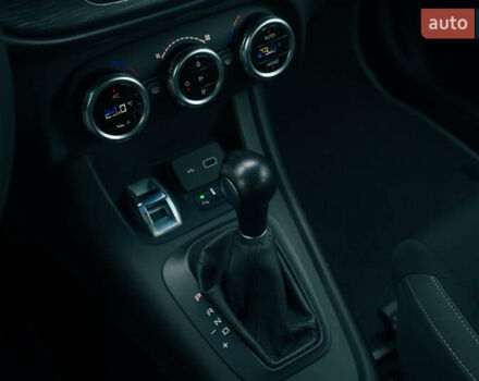 Красный Альфа Ромео Джульетта, объемом двигателя 1.37 л и пробегом 48 тыс. км за 13800 $, фото 39 на Automoto.ua