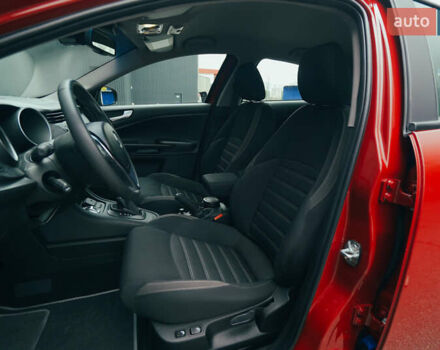 Красный Альфа Ромео Джульетта, объемом двигателя 1.37 л и пробегом 48 тыс. км за 13800 $, фото 35 на Automoto.ua