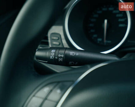 Красный Альфа Ромео Джульетта, объемом двигателя 1.37 л и пробегом 48 тыс. км за 13800 $, фото 31 на Automoto.ua