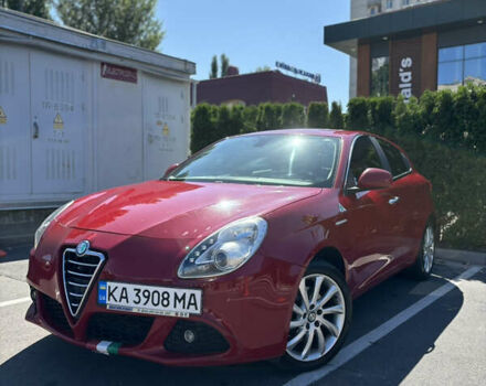 Червоний Альфа Ромео Giulietta, об'ємом двигуна 1.37 л та пробігом 130 тис. км за 9400 $, фото 1 на Automoto.ua